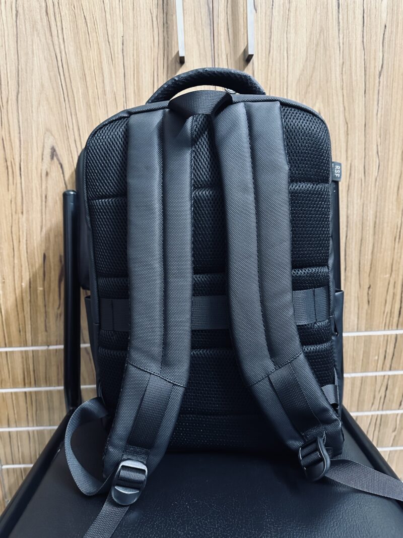 Artic Hunter 030 (Black) - Image 3
