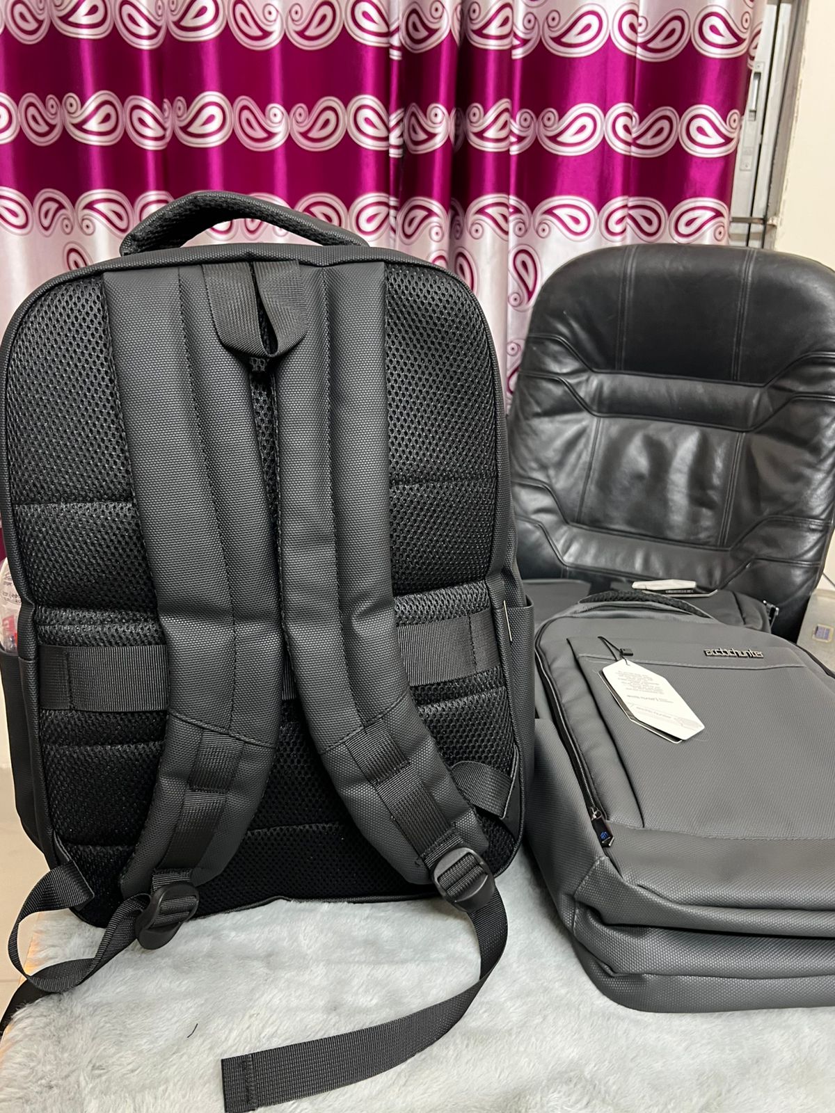 Arctic Hunter B00030 (Grey) Laptop Casual Waterproof Backpack Bag - Image 2